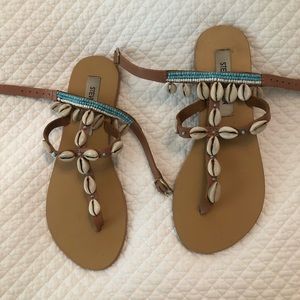 STEVE MADDEN flat sandals